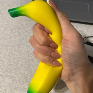 Jucărie Anti-Stres Squishy Banana primită de la clientul J***n.
