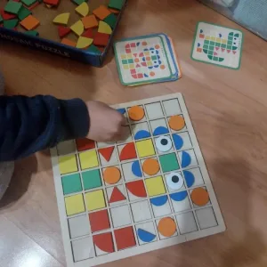 Puzzle Geometric din Lemn primit de la clientul J***a.