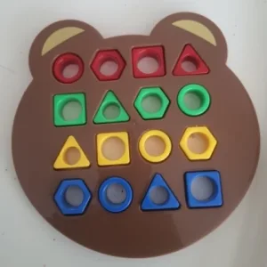 Am primit jucăria Puzzle cu Potrivire de Formă & Culoare de la clientul C****e.