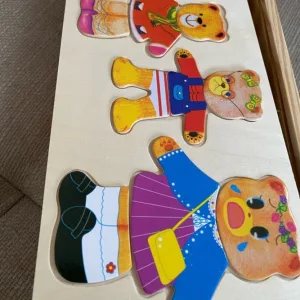 Set de puzzle din lemn primit de la clienta E***a.