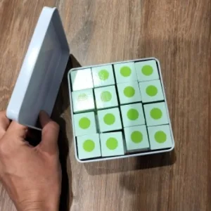 Primit Puzzle cu Blocuri Ascunse și Potrivire de Modele de la clientul T*****n.