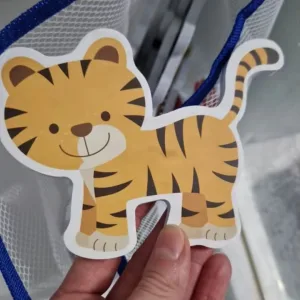Am primit autocolante pentru baie cu animale din spumă de la clienta M***a.