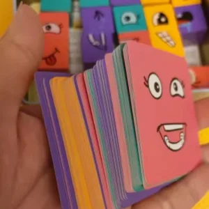 Am primit jocul de construcție cu puzzle-uri Expression Puzzle Building Blocks cu clopoțel de la clientul L***i.