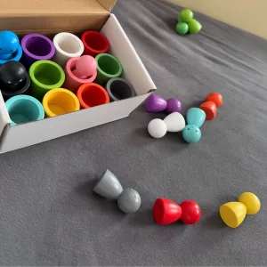 Am primit Papuși Peg în Cupe, jucărie Montessori de sortare a culorilor, de la clientul B****e.