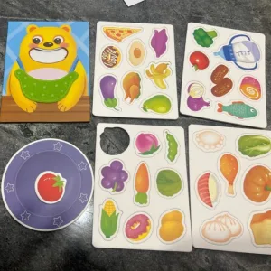 A primit Jocul de Simulare a Alimentației Montessori de la clientul Q***n.