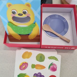 A primit Jocul de Simulare a Hrănirii Montessori de la clientul A***a.