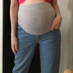 Am primit Blugi de Maternitate Peste Burtă Pantaloni de Sarcină de la clienta L****r.